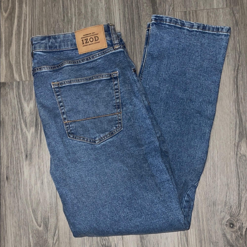 NEW Izod Men's Classic Denim Jeans